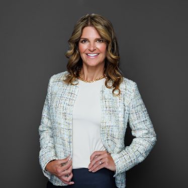 Focus 3-Becky-8176_5x7_1500x2100